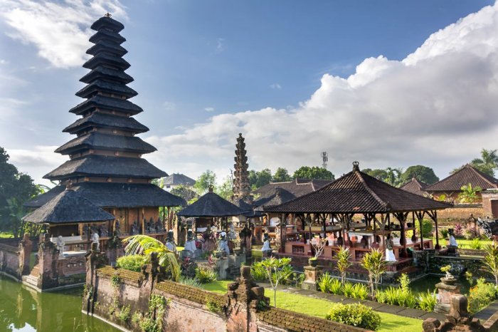 Denpasar bali sandhi bajra